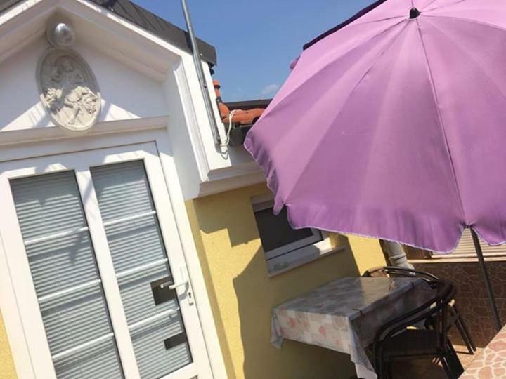 Apartmani Djura Selce Eksteriør bilde