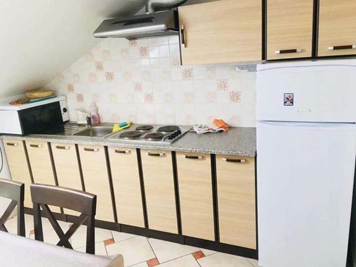 Apartmani Djura Selce Eksteriør bilde